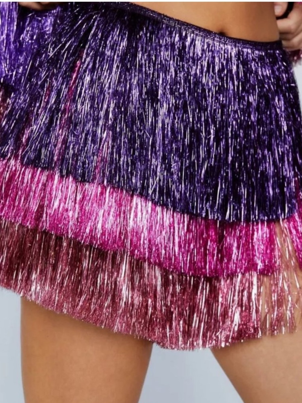 Nasty gal sparkly fringe skort, size 6 - Picture 2 of 3